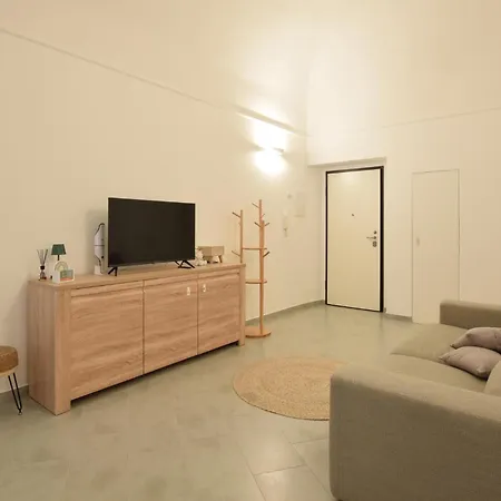 Apartamento 2 Bedroom Gorgeous In