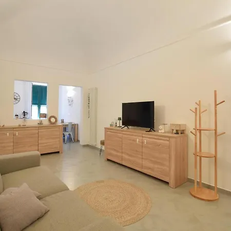 2 Bedroom Beautiful In