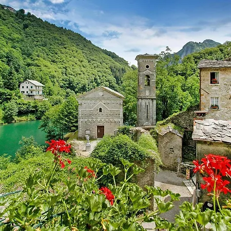 2 Bedroom Beautiful In Appartement *